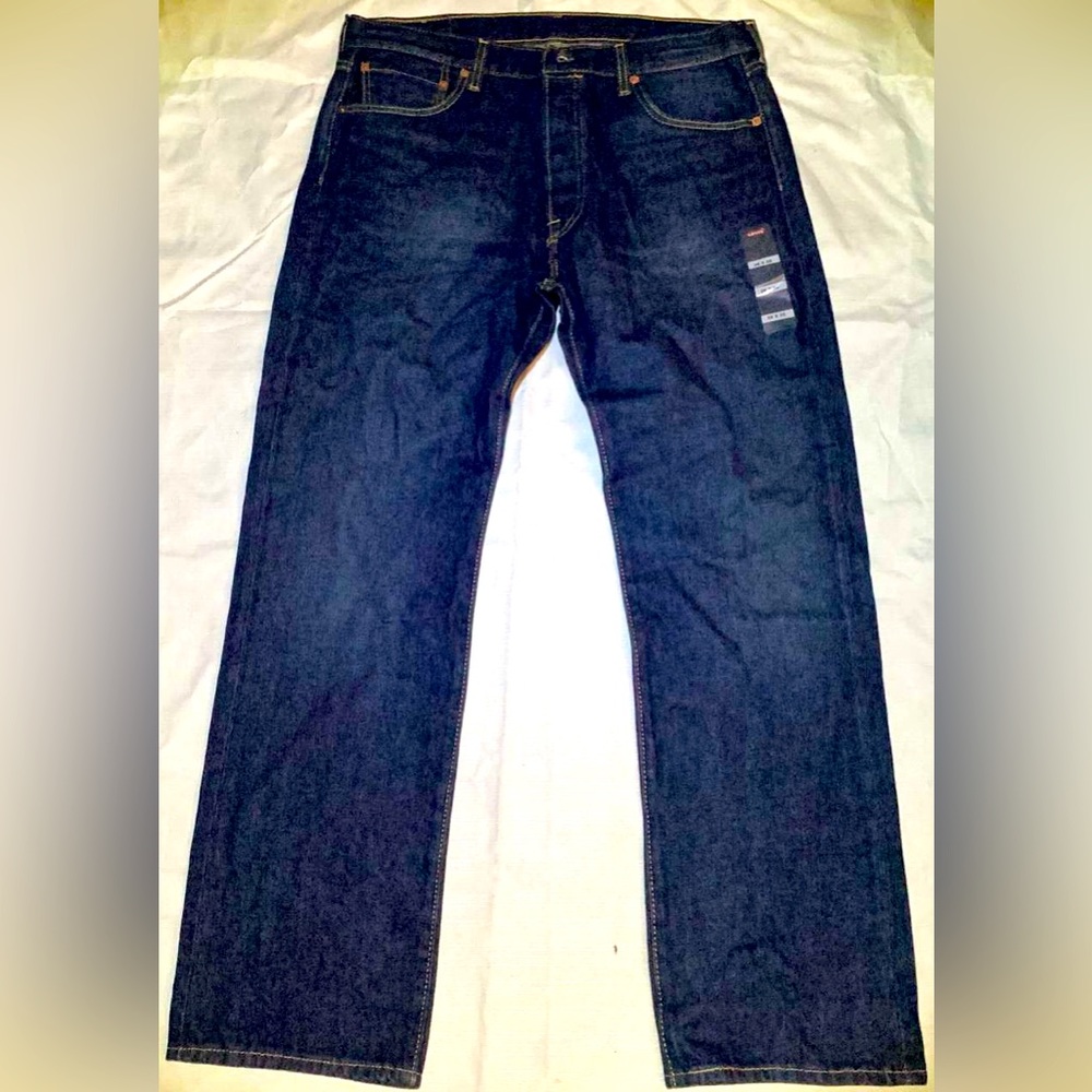 Men’s Levi jeans *New* size 36 waist
